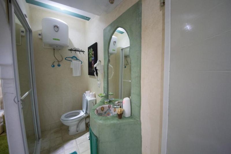Riad Hicham Chefchaouen Bagian luar foto